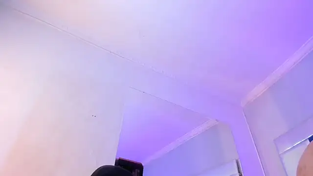 Eyleen_Santos Adlı Modelin Canlı XXX Sohbeti
