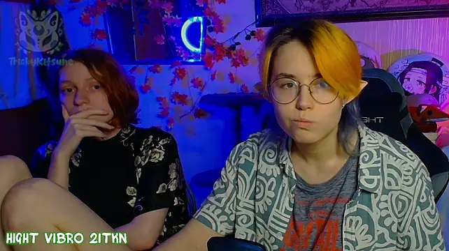TrickyKitsune Chat XXX in diretta