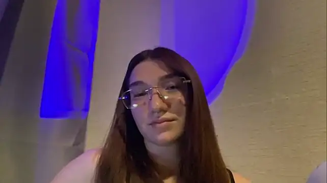 Živý XXX chat ManyMaron
