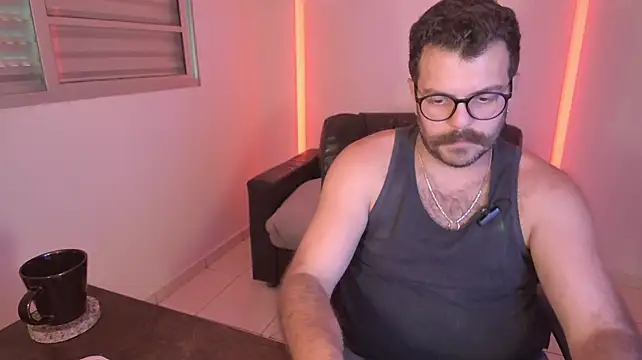 BadDaddyBrasil Adlı Modelin Canlı XXX Sohbeti