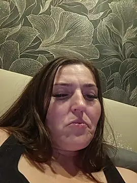 Živý XXX chat MilaMature