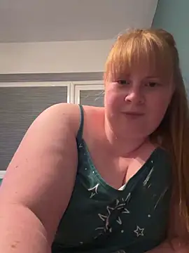 Curvy-GingeXX: онлайн-секс-чат