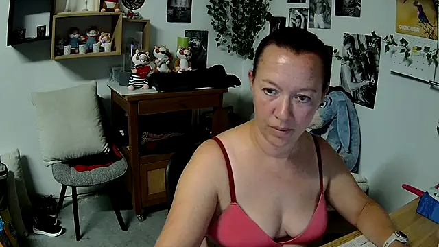 AnyaKrey@xh's Live XXX Chat