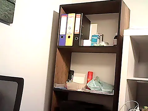mastercharisma35 Adlı Modelin Canlı XXX Sohbeti