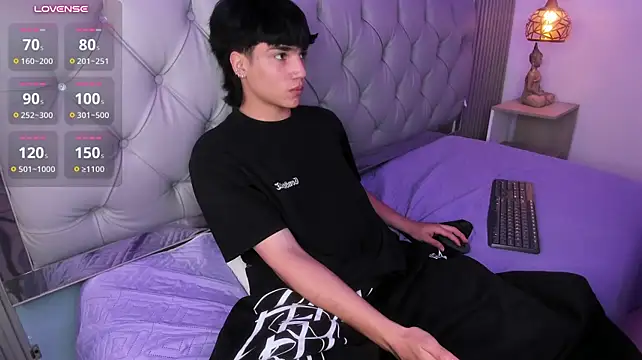 Živý XXX chat SamBlack_