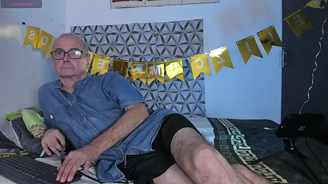 Chatroom XXX en direct de david_holman