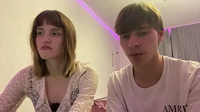 RomanticDuet_ XXX чат на живо
