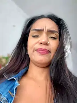 دردشة Sara-77 الجنسية المباشرة