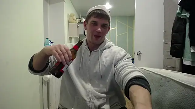 Max_2322 XXX чат на живо