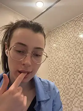 Mia_meeow's Live XXX Chat