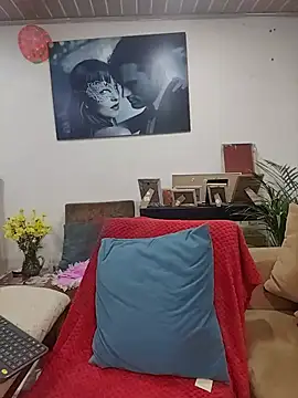 engel_devil Adlı Modelin Canlı XXX Sohbeti
