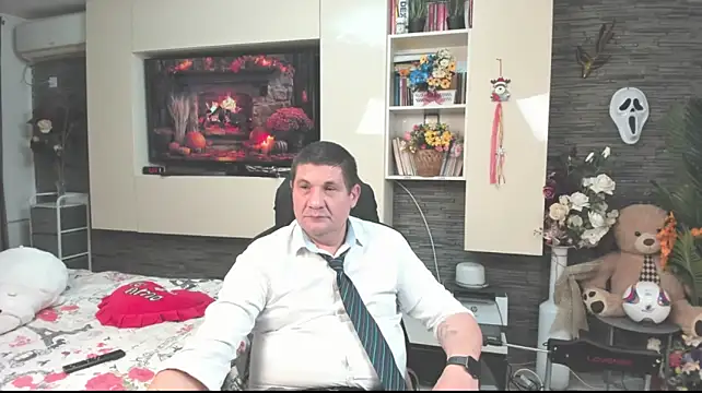 SpartacusDaddy48's Live XXX Chat