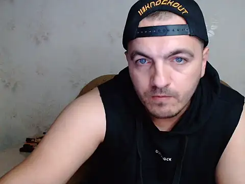 Chatroom XXX en direct de MasterTaylor