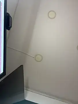 Nahial1 live XXX chat