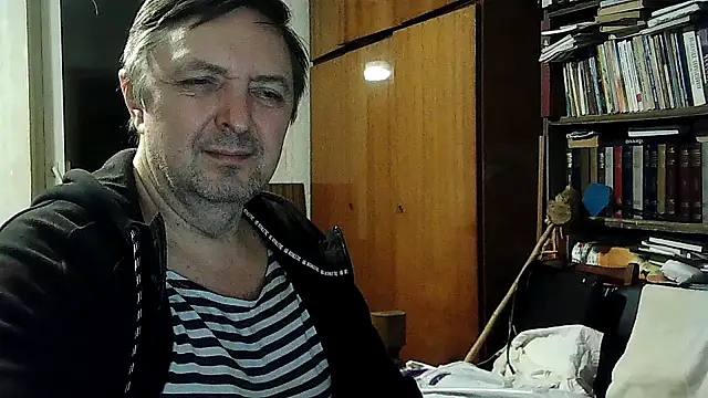 Chat XXX ao vivo de Pokaz2020