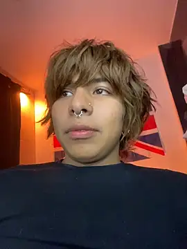 Živý XXX chat Aronn_44