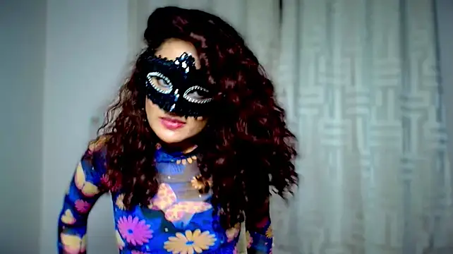 צ'אט XXX בשידור חי של ScarletSeductive