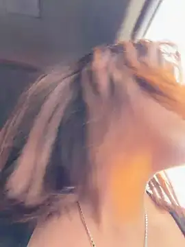 moan4mona's Webcam Show