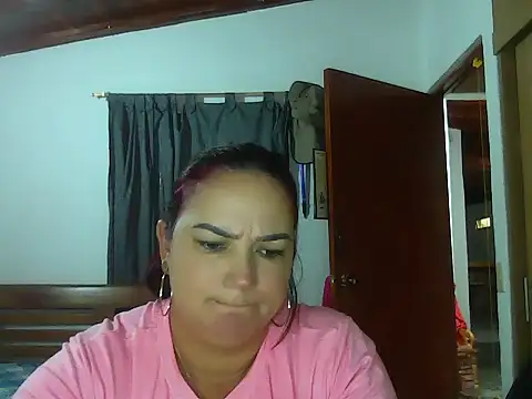 Chat +18 de Ariel_691 ao vivo