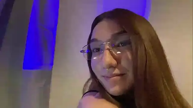 ManyMaron's Live XXX Chat