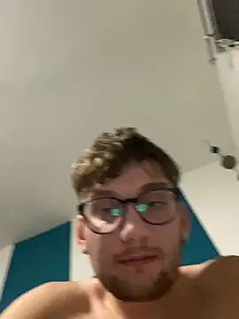 Stefan4513 Chat XXX in diretta
