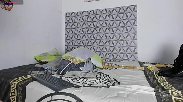 XXX chat uživo modela david_holman