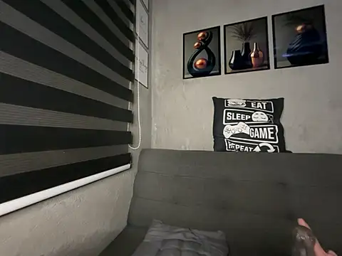 wild_apple69's Live XXX Chat