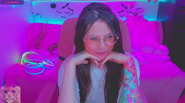 Živý XXX chat KitsunePrincess