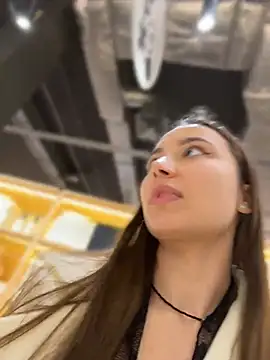 ICrazyOneIRL Adlı Modelin Canlı XXX Sohbeti