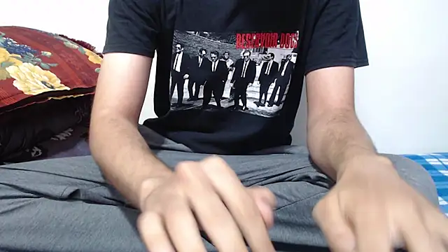 Alexdelarge323 XXX чат на живо