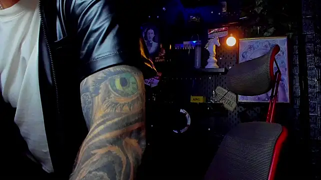 LexHardy – Naživo XXX chat