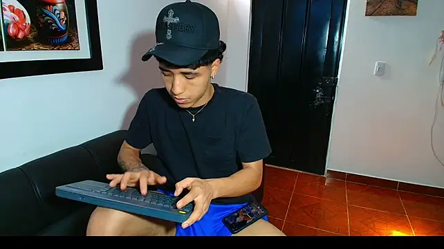 ryan_g777 live XXX chat