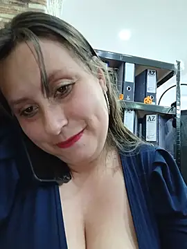 LIA--23 Live XXX-Chat