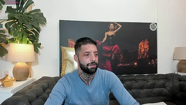XXX chat uživo modela TommyDum
