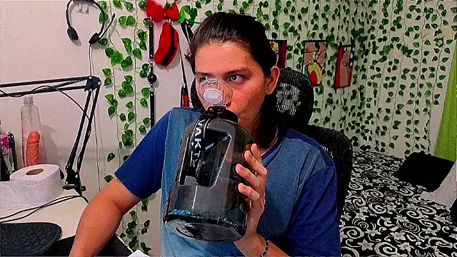 XXX chat uživo modela Andy_gray