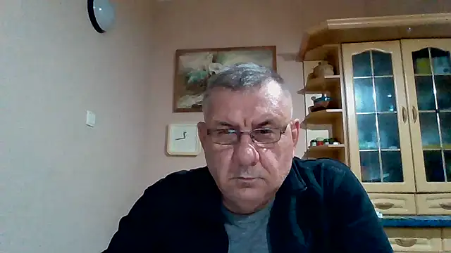 machomale3's Live XXX Chat