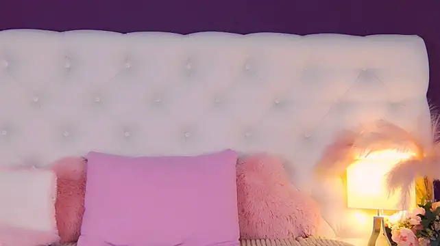Živý XXX chat RheaSky