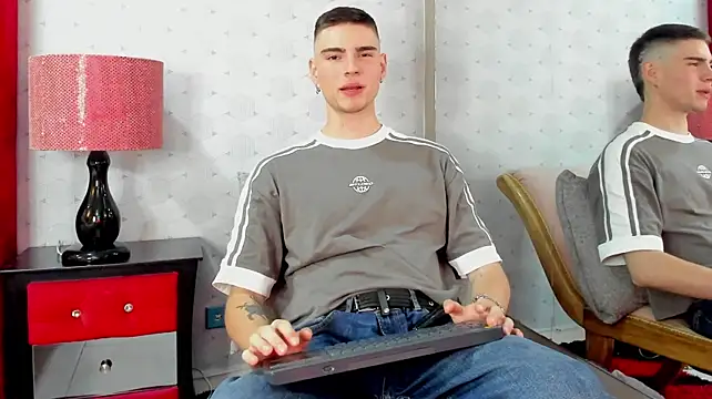 NickWild Live XXX-chat
