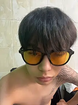 DDD_17 即時 XXX 聊天