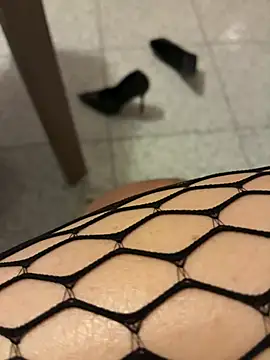 F0X89 live XXX chat