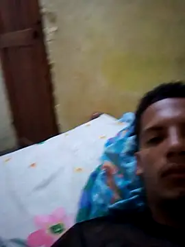 Živý XXX chat Alejandro_Pina
