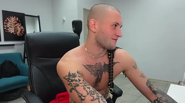 XXX chat uživo modela Igor_Wilde
