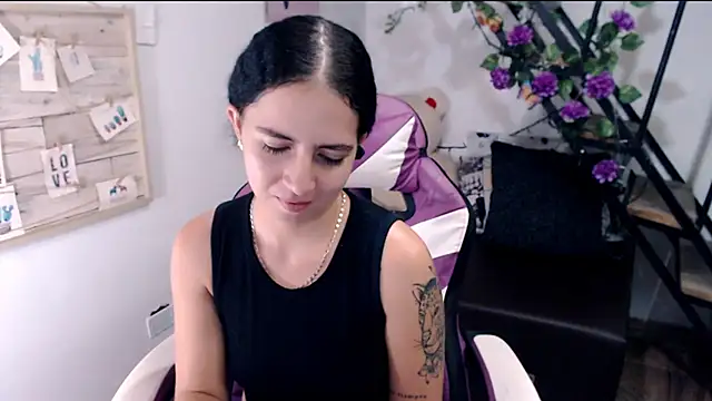 Živý XXX chat samantha_baby_