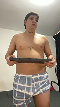 Fozil_Dvice Live XXX-Chat