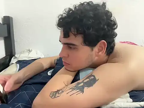 Chat XXX ao vivo de mateo-lins6