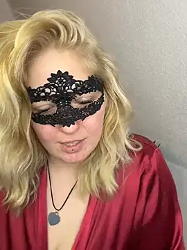 -CurvySecret- Live XXX-chat
