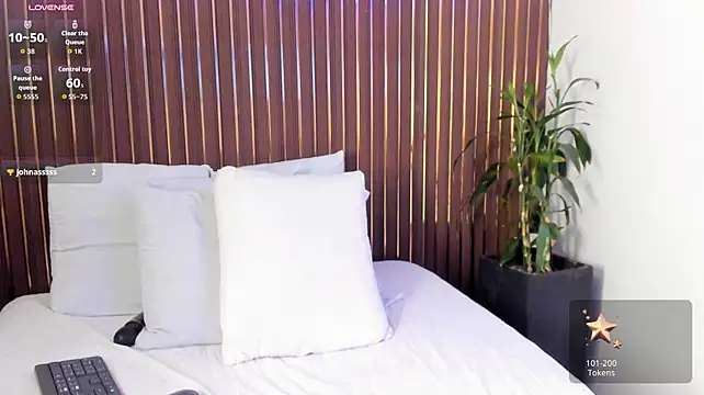 mia_pineda Live XXX-Chat