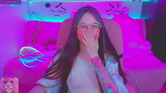 KitsunePrincess' Live XXX Chat