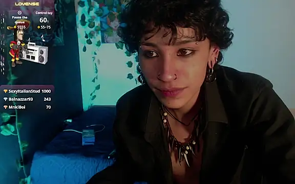 Živý XXX chat JohnnyJones_