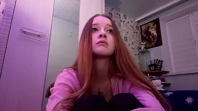 Chat +18 de LovelyAmily ao vivo